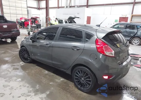 2016 Ford Fiesta Se из США, поврежденный, VIN 3FADP4EJ4GM176018